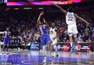 认为他应负 认为他应负